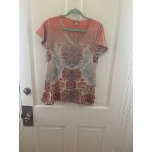 Women’s Energe WorldWear Size Medium B-Neck Pullover